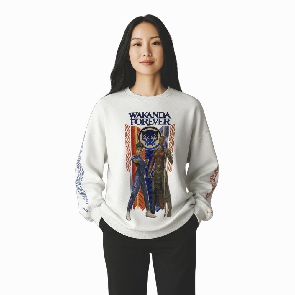 Marvel‎ Studios Black Panther Wakanda Forever Cream Sweatshirt - Medium MD